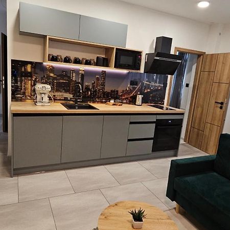 Apartman Manhattan Bratislava Exterior photo